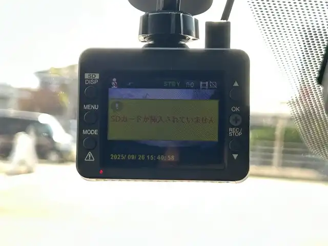 レクサス ＩＳ 300h Fスポーツ 愛媛県 2019(令1)年 7.4万km ホワイトノーヴァガラスフレーク 純正ナビ（Bluetooth/フルセグTV/DVD・Blu-ray再生）/ETC/前方ドライブレコーダー/アダプティブクルーズコントロール/バックカメラ/パワーシート/シートヒーター/ステアリングヒーター/カードキー/純正フロアマット/純正アルミホイール/前後コーナーセンサー/オートマチックハイビーム/LEDヘッドライト/カーテンエアバッグ