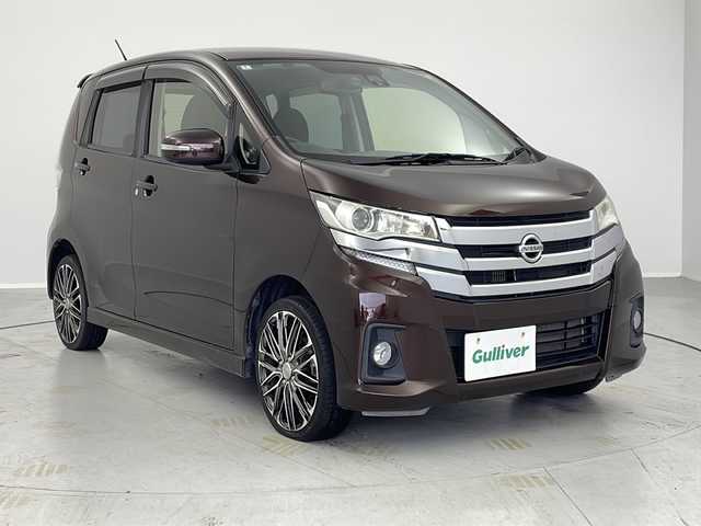 日産 デイズ ハイウェイスターG ターボ 茨城県 2018(平30)年 8.9万km モカブラウンP ＳＤナビ　バックアラウンドビューモニター　クルーズコントロール　オートライト　フォグランプ　オートマチックハイビーム　衝突被害軽減ブレーキ　横滑り防止装置　アイドリングストップ　純正フロアマット