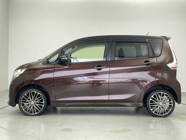 日産 デイズ ハイウェイスターG ターボ 茨城県 2018(平30)年 8.9万km モカブラウンP ＳＤナビ　バックアラウンドビューモニター　クルーズコントロール　オートライト　フォグランプ　オートマチックハイビーム　衝突被害軽減ブレーキ　横滑り防止装置　アイドリングストップ　純正フロアマット