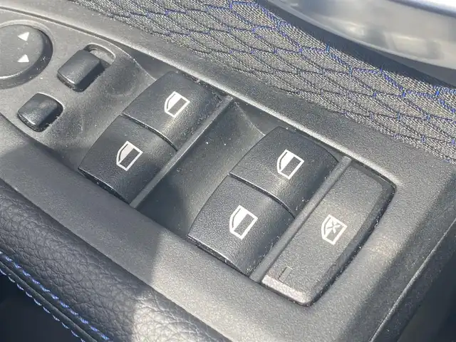 ＢＭＷ ２１８ｉ アクティブツアラー Mスポーツ 熊本県 2015(平27)年 14.3万km パール 純正ナビ/・AM/FM/CD/DVD/BT/AUX/・バックカメラ/衝突軽減ブレーキ/車線逸脱防止装置/横滑り防止装置/クルーズコントロール/革巻きステアリング/ステアリングスイッチ/オートライト/ETC/純正フロアマット/ヘッドアップディスプレイ/アイドリングストップ/電動格納ミラー/ウインカーミラー/純正アルミホイール