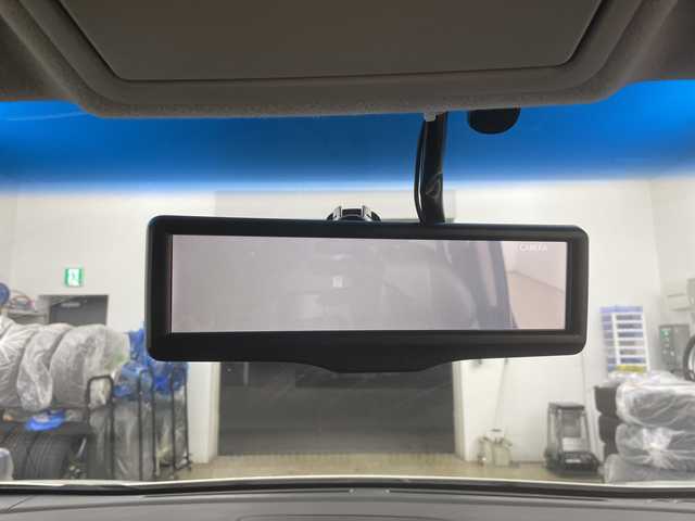 日産 エルグランド 250ハイウェイスター 道央・札幌 2014(平26)年 15.8万km ブリリアントホワイトパール ・4WD/・純正ナビ（MM515D-L）/・BT/CD/DVD/SD/AUX/フルセグTV/・クルーズコントロール/・両側パワースライドドア/・デジタルインナーミラー/・ハーフレザーシート/・オットマン/・ステアリングスイッチ/・LEDオートライト/・プッシュスタート/・スマートキー/・純正エンジンスターター/・ETC/・社外車高調/・積込純正サスペンション/・積込冬タイヤ純正AW付