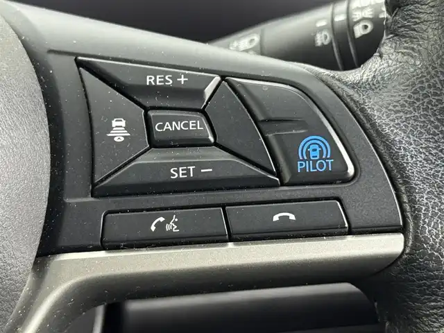 日産 セレナ ハイウェイスター V 福岡県 2020(令2)年 8万km ブリリアントホワイトパール 純正９インチナビ　/ＥＴＣ　/ドライブレコーダー　/デジタルルームミラー　/アラウンドビューモニター　/両側パワースライドドア　/プロパイロット　/エマージェンシーブレーキ　/レーンキープ　/コーナーセンサー　/ＬＥＤ