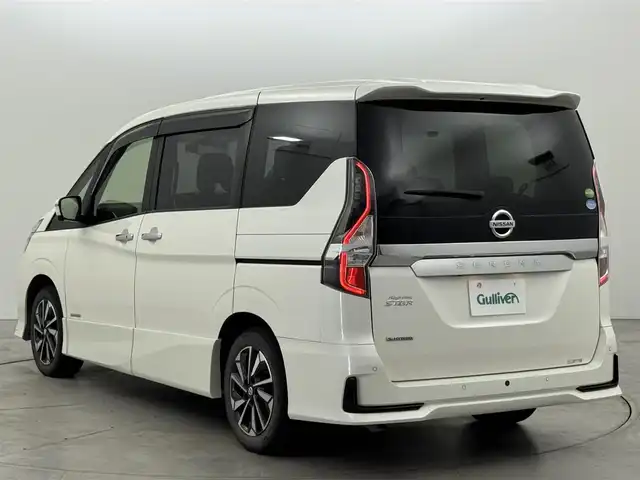 日産 セレナ ハイウェイスター V 福岡県 2020(令2)年 8万km ブリリアントホワイトパール 純正９インチナビ　/ＥＴＣ　/ドライブレコーダー　/デジタルルームミラー　/アラウンドビューモニター　/両側パワースライドドア　/プロパイロット　/エマージェンシーブレーキ　/レーンキープ　/コーナーセンサー　/ＬＥＤ