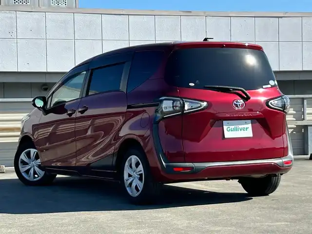 トヨタ シエンタ ファンベースX 静岡県 2019(令1)年 4.2万km センシュアルレッドマイカ 5人乗り/社外7インチナビ/（フルセグTV/FM/AM/CD/SD/Bluetooth/iPod）/バックカメラ/片側パワースライド/ドライブレコーダー/ETC/エアバッグ/ベンチシート/フルフラットシート/横滑り防止システム/アンチブレーキシステム