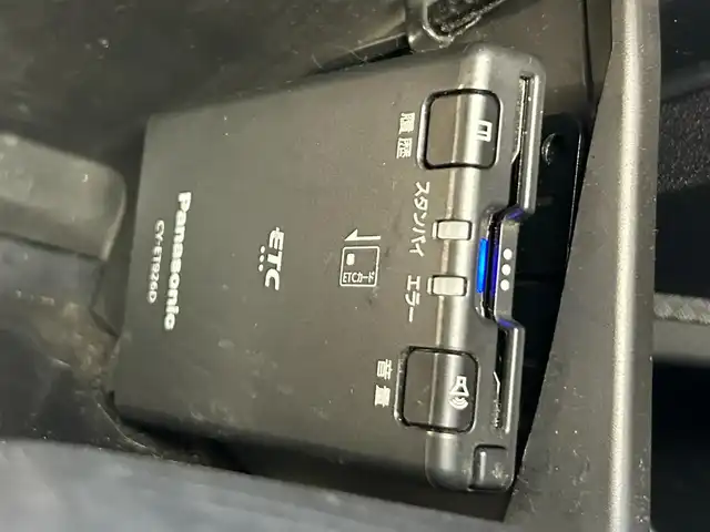 トヨタ シエンタ ファンベースX 静岡県 2019(令1)年 4.2万km センシュアルレッドマイカ 5人乗り/社外7インチナビ/（フルセグTV/FM/AM/CD/SD/Bluetooth/iPod）/バックカメラ/片側パワースライド/ドライブレコーダー/ETC/エアバッグ/ベンチシート/フルフラットシート/横滑り防止システム/アンチブレーキシステム