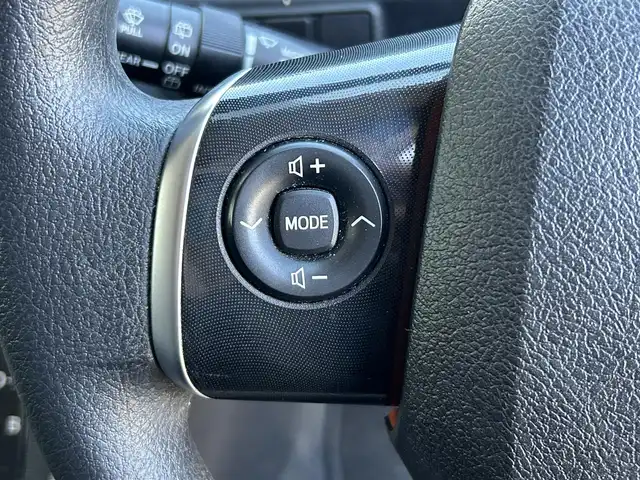 トヨタ シエンタ ファンベースX 静岡県 2019(令1)年 4.2万km センシュアルレッドマイカ 5人乗り/社外7インチナビ/（フルセグTV/FM/AM/CD/SD/Bluetooth/iPod）/バックカメラ/片側パワースライド/ドライブレコーダー/ETC/エアバッグ/ベンチシート/フルフラットシート/横滑り防止システム/アンチブレーキシステム