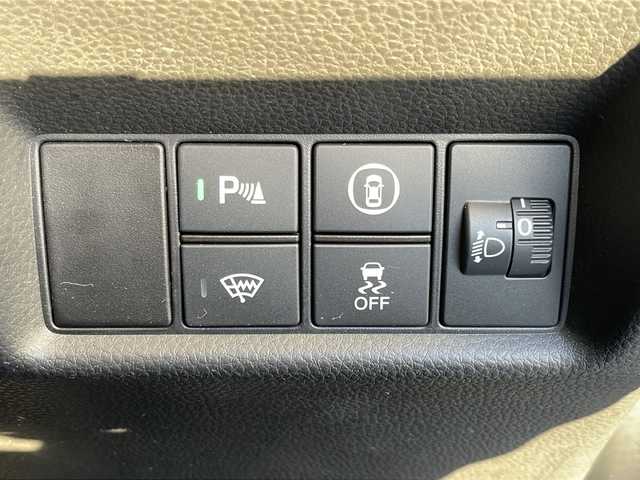 ホンダ フィット ベーシック 岩手県 2020(令2)年 3.8万km ルナシルバーM 寒冷地仕様 純正ナビ ホンダセンシング BT レーダークルーズコントロール コーナーセンサー 電動パーキングブレーキ ワイパーデアイサー ヒーター付電動格納ドアミラー オートライト スマートキー スペアキー