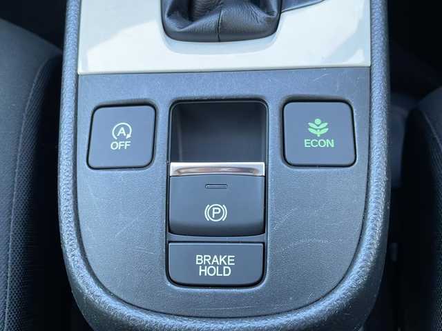 ホンダ フィット ベーシック 岩手県 2020(令2)年 3.8万km ルナシルバーM 寒冷地仕様 純正ナビ ホンダセンシング BT レーダークルーズコントロール コーナーセンサー 電動パーキングブレーキ ワイパーデアイサー ヒーター付電動格納ドアミラー オートライト スマートキー スペアキー