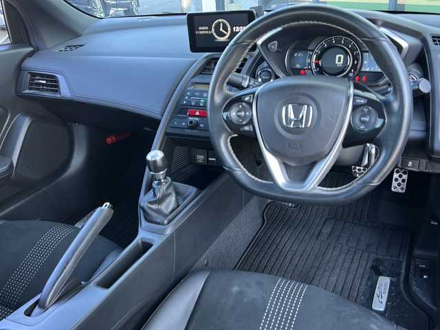 ホンダ Ｓ６６０ α 岐阜県 2016(平28)年 4.1万km プレミアムスターホワイトP 登録時走行距離：40877km/６速ＭＴ/センターディスプレイ/バックカメラ/ＨＤＭＩ／ＵＳＢ／ＡＭ／ＦＭ/クルーズコントロール/シティブレーキアクティブシステム/ハーフレザーシート/革巻きステアリング/ステアリングスイッチ/ＥＴＣ/オートライト/横滑り防止装置/純正フロアマット/プッシュスタート/スマートキー/スペアキー