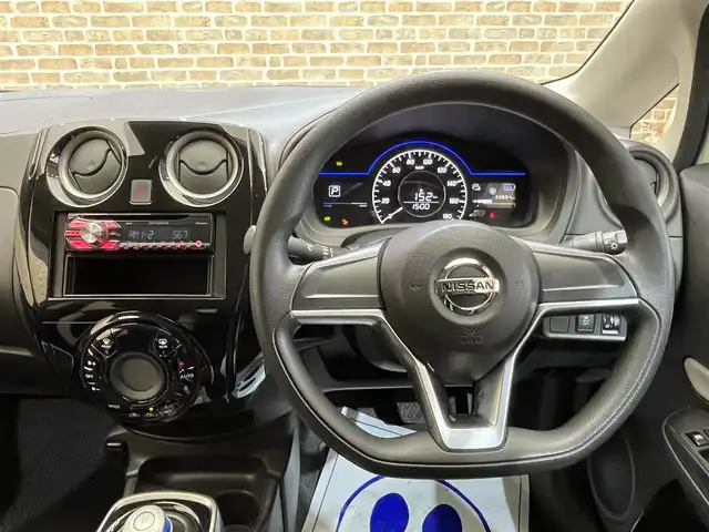 日産 ノート e－パワー B FOUR 岩手県 2020(令2)年 2.3万km ホワイト ４WD/アラウンドビューモニター/エマージェンシーブレーキ/レーンアシスト/踏み間違い衝突防止アシスト/インテリジェントルームミラー/横滑り防止装置/オートエアコン/オートライト/フォグライト/ヘッドライトレベライザー/カロッツェリアオーディオ/ETC/フェンダーポール/スペアキー/１４インチスチールホイール/純正ホイールキャップ