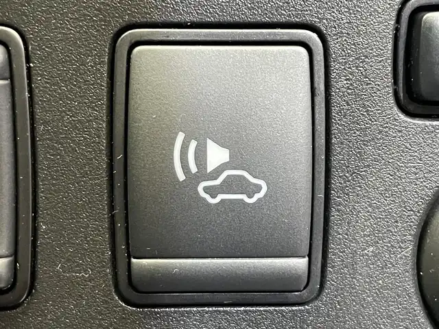 日産 ノート e－パワー B FOUR 岩手県 2020(令2)年 2.3万km ホワイト ４WD/アラウンドビューモニター/エマージェンシーブレーキ/レーンアシスト/踏み間違い衝突防止アシスト/インテリジェントルームミラー/横滑り防止装置/オートエアコン/オートライト/フォグライト/ヘッドライトレベライザー/カロッツェリアオーディオ/ETC/フェンダーポール/スペアキー/１４インチスチールホイール/純正ホイールキャップ