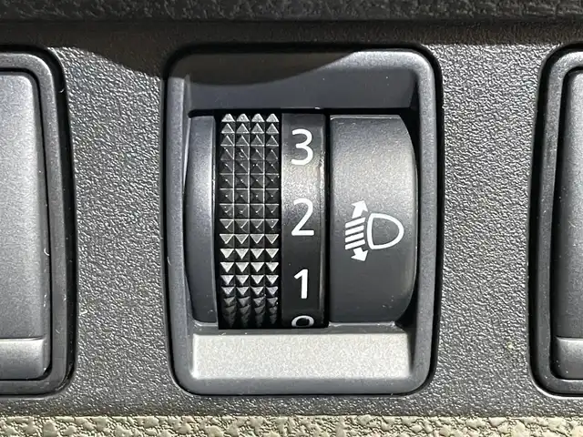 日産 ノート e－パワー B FOUR 岩手県 2020(令2)年 2.3万km ホワイト ４WD/アラウンドビューモニター/エマージェンシーブレーキ/レーンアシスト/踏み間違い衝突防止アシスト/インテリジェントルームミラー/横滑り防止装置/オートエアコン/オートライト/フォグライト/ヘッドライトレベライザー/カロッツェリアオーディオ/ETC/フェンダーポール/スペアキー/１４インチスチールホイール/純正ホイールキャップ