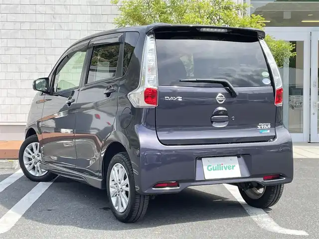 日産 デイズ HWS X Vセレ +SeftyⅡ 愛媛県 2015(平27)年 4万km プレミアムパープルP エマージェンシーブレーキ/純正メモリナビ（型式：MC314D-W）/・CD/DVD/Bluetooth/フルセグTV/全方位カメラ/ETC/純正14インチAW/純正フロアマット/純正ドアバイザー/プッシュスタート/スマートキー/スペアキー1本/取扱説明書/保証書