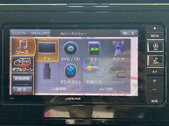 トヨタ タンク カスタムG S 埼玉県 2017(平29)年 11.1万km パールホワイトⅢ スマートアシスト　/純正SDナビ　/　　CD/DVD/BT/フルセグ/両側パワースライドドア　/クルーズコントロール　/LEDオートライト　/純正14インチアルミホイール　/ステアリングスイッチ　/アイドリングストップ/スマートキー2本/ETC