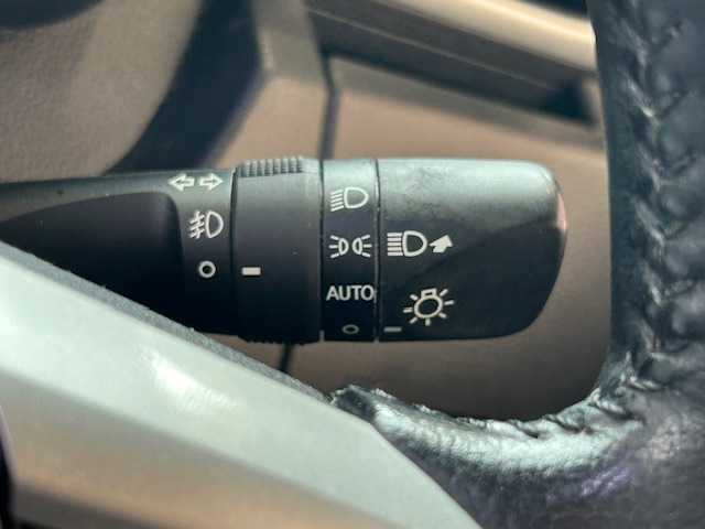 トヨタ タンク カスタムG S 埼玉県 2017(平29)年 11.1万km パールホワイトⅢ スマートアシスト　/純正SDナビ　/　　CD/DVD/BT/フルセグ/両側パワースライドドア　/クルーズコントロール　/LEDオートライト　/純正14インチアルミホイール　/ステアリングスイッチ　/アイドリングストップ/スマートキー2本/ETC