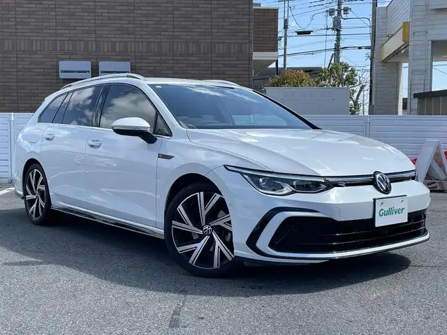 フォルクスワーゲン ＶＷ ゴルフ ヴァリアント eTSI Rライン 群馬県 2023(令5)年 4.4万km 白 ワンオーナー/純正ナビ　Bluetooth　USBオーディオ/バックカメラ/前後クリアランスソナー/ハーフレザーシート/パワーバックドア/オーディオステアリングスイッチ/パドルシフト/衝突軽減ブレーキ/クルーズコントロール/ルーフレール/ドライブレコーダー/電動格納ミラー/スマートキー/保証書/スペアキーｘ１