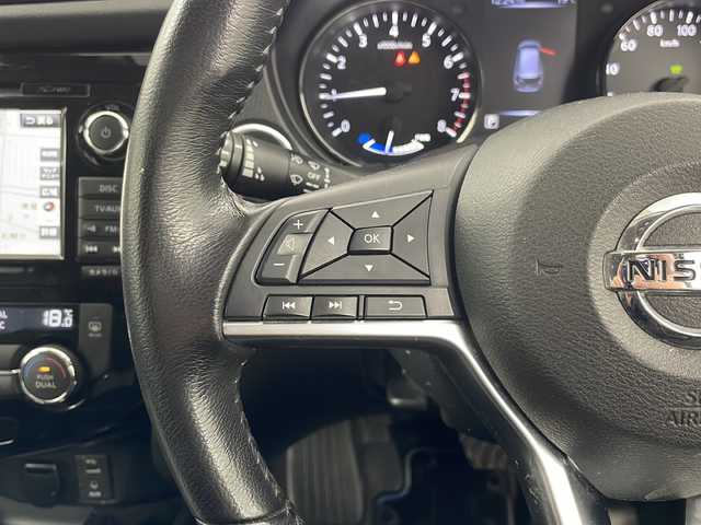 日産 エクストレイル ハイブリッド 20X エマージェンシーブレーキ 道央・札幌 2017(平29)年 7.6万km プレミアムコロナオレンジ ・４WD/・エマージェンシーブレーキ/・レーンキープアシスト/・ダウンヒルアシスト/・純正SDナビ/・DVD.CD.SD.Bluetooth/・アラウンドビューカメラ/フルセグ/・デジタルインナーミラー/・コーナーセンサー/・パワーバックドア/・前席後席シートヒーター/・プッシュスタート/スマートキー/・オートエアコン/・オートライト/LEDライト/・ミラーヒーター/・ETC/・純正フロアマット/・ウィンカーミラー/・横滑り防止装置/・盗難防止装置