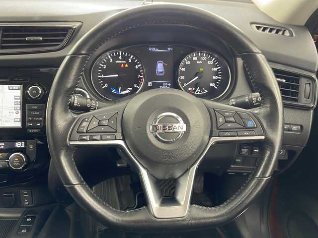 日産 エクストレイル ハイブリッド 20X エマージェンシーブレーキ 道央・札幌 2017(平29)年 7.6万km プレミアムコロナオレンジ ・４WD/・エマージェンシーブレーキ/・レーンキープアシスト/・ダウンヒルアシスト/・純正SDナビ/・DVD.CD.SD.Bluetooth/・アラウンドビューカメラ/フルセグ/・デジタルインナーミラー/・コーナーセンサー/・パワーバックドア/・前席後席シートヒーター/・プッシュスタート/スマートキー/・オートエアコン/・オートライト/LEDライト/・ミラーヒーター/・ETC/・純正フロアマット/・ウィンカーミラー/・横滑り防止装置/・盗難防止装置