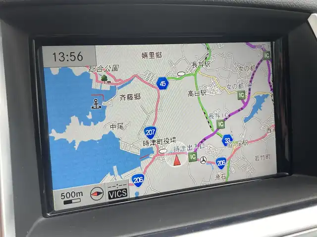メルセデス・ベンツ ＧＬ５５０ 4MATIC AMGエクスクルーシブ 長崎県 2013(平25)年 5万km イリジウムシルバー 左ハンドル車/サンルーフ/電動稼働黒革シート/(シートヒーター・エアシート)/後席モニター/プレミアムサウンド【harman/kardon】/メーカーOP・HDDナビ/(Bluetooth接続・フルセグTV・DVD再生)/全方位カメラ・バックカメラ/レーダークルーズコントロール/レーンキープアシスト/衝突被害軽減ブレーキ/後方車両接近警報/パワーバックドア/ETC/ダウンヒルアシスト/コーナーセンサー/ウッドコンビステアリング/ステアリングスイッチ/パドルシフト/LEDオートヘッドライト