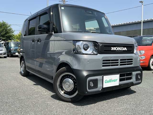 ホンダ Ｎ ＢＯＸ JOY ターボ 埼玉県 2025(令7)年 0.6万km グレーⅡ ワンオーナー/ターボ/ホンダセンシング/ ・衝突軽減ブレーキ/ ・先行車発進お知らせ機能/ ・渋滞追従機能付アダプティブクルーズコントロール/ ・車線維持支援システム/ ・誤発進抑制機能/ ・後方誤発進抑制機能/ ・急アクセル抑制機能/ ・パーキングセンサーシステム/アクティブフェイスパッケージ/純正ディスプレイオーディオ【VX-240ZFE】/両側パワースライドドア/チェック柄撥水ファブリックシート/14インチスチールホイール＋ハーフキャップ/メッキホイールリング/オートリトラミラー/純正プロジェクター式フルLEDヘッドライト/純正LEDフォグランプ/運転席&助手席シートヒーター/充電用USBジャック（Type-C〈3A〉）/純正前後ドライブレコーダー（DRH-224SD）/ETC2.0/保証書/取扱説明書/スペアキー１本