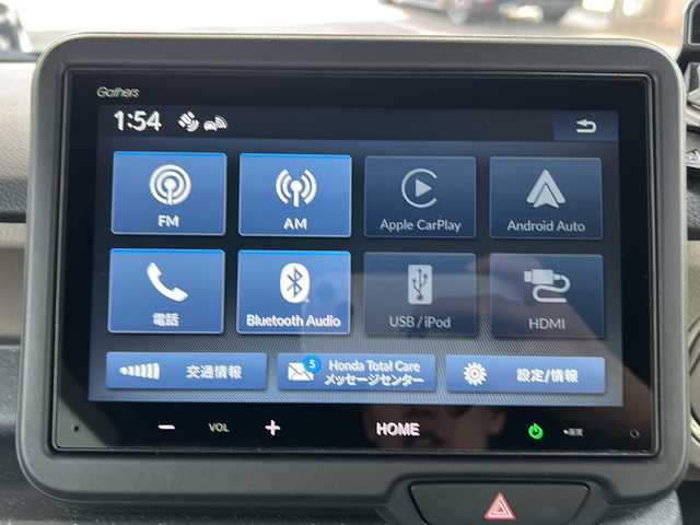 ホンダ Ｎ ＢＯＸ JOY ターボ 埼玉県 2025(令7)年 0.6万km グレーⅡ ワンオーナー/ターボ/ホンダセンシング/ ・衝突軽減ブレーキ/ ・先行車発進お知らせ機能/ ・渋滞追従機能付アダプティブクルーズコントロール/ ・車線維持支援システム/ ・誤発進抑制機能/ ・後方誤発進抑制機能/ ・急アクセル抑制機能/ ・パーキングセンサーシステム/アクティブフェイスパッケージ/純正ディスプレイオーディオ【VX-240ZFE】/両側パワースライドドア/チェック柄撥水ファブリックシート/14インチスチールホイール＋ハーフキャップ/メッキホイールリング/オートリトラミラー/純正プロジェクター式フルLEDヘッドライト/純正LEDフォグランプ/運転席&助手席シートヒーター/充電用USBジャック（Type-C〈3A〉）/純正前後ドライブレコーダー（DRH-224SD）/ETC2.0/保証書/取扱説明書/スペアキー１本