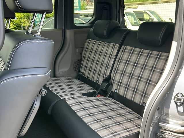 ホンダ Ｎ ＢＯＸ JOY ターボ 埼玉県 2025(令7)年 0.6万km グレーⅡ ワンオーナー/ターボ/ホンダセンシング/ ・衝突軽減ブレーキ/ ・先行車発進お知らせ機能/ ・渋滞追従機能付アダプティブクルーズコントロール/ ・車線維持支援システム/ ・誤発進抑制機能/ ・後方誤発進抑制機能/ ・急アクセル抑制機能/ ・パーキングセンサーシステム/アクティブフェイスパッケージ/純正ディスプレイオーディオ【VX-240ZFE】/両側パワースライドドア/チェック柄撥水ファブリックシート/14インチスチールホイール＋ハーフキャップ/メッキホイールリング/オートリトラミラー/純正プロジェクター式フルLEDヘッドライト/純正LEDフォグランプ/運転席&助手席シートヒーター/充電用USBジャック（Type-C〈3A〉）/純正前後ドライブレコーダー（DRH-224SD）/ETC2.0/保証書/取扱説明書/スペアキー１本