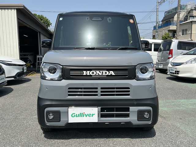 ホンダ Ｎ ＢＯＸ JOY ターボ 埼玉県 2025(令7)年 0.6万km グレーⅡ ワンオーナー/ターボ/ホンダセンシング/ ・衝突軽減ブレーキ/ ・先行車発進お知らせ機能/ ・渋滞追従機能付アダプティブクルーズコントロール/ ・車線維持支援システム/ ・誤発進抑制機能/ ・後方誤発進抑制機能/ ・急アクセル抑制機能/ ・パーキングセンサーシステム/アクティブフェイスパッケージ/純正ディスプレイオーディオ【VX-240ZFE】/両側パワースライドドア/チェック柄撥水ファブリックシート/14インチスチールホイール＋ハーフキャップ/メッキホイールリング/オートリトラミラー/純正プロジェクター式フルLEDヘッドライト/純正LEDフォグランプ/運転席&助手席シートヒーター/充電用USBジャック（Type-C〈3A〉）/純正前後ドライブレコーダー（DRH-224SD）/ETC2.0/保証書/取扱説明書/スペアキー１本