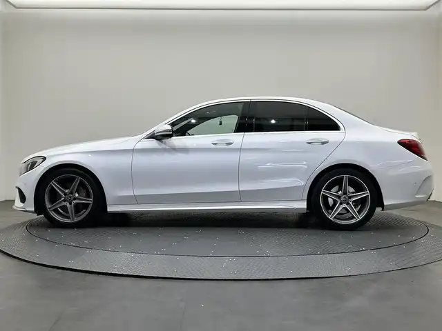 メルセデス・ベンツ Ｃ１８０ ローレウスエディション 愛媛県 2017(平29)年 4.9万km ポーラホワイト ・８型ナビ（フルセグＴＶ・ＢＴ・ＣＤ・ＤＶＤ・ＵＳＢ・ＳＤ）/・バックカメラ　/・ＥＴＣ　/・レーダークルコン　/・レーンキープアシスト　/・ステアリングパイロット　/・ＤＮ席シートヒーター　/・ＤＮ席パワーシート
