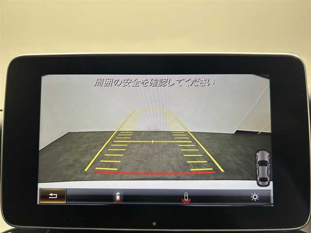 メルセデス・ベンツ Ｃ１８０ ローレウスエディション 愛媛県 2017(平29)年 4.9万km ポーラホワイト ・８型ナビ（フルセグＴＶ・ＢＴ・ＣＤ・ＤＶＤ・ＵＳＢ・ＳＤ）/・バックカメラ　/・ＥＴＣ　/・レーダークルコン　/・レーンキープアシスト　/・ステアリングパイロット　/・ＤＮ席シートヒーター　/・ＤＮ席パワーシート
