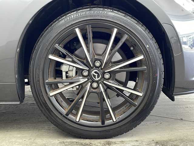 マツダ ロードスター ＲＦ S 兵庫県 2024(令6)年 0.5万km マシーングレープレミアムM iアクティブセンス/・スマートブレーキサポート/・ブラインドスポットモニタリング/・車線逸脱警報システム/・交通標識認識システム/・レーダークルーズコントロール/・アダプティブLEDヘッドランプ/・AT誤発進抑制制御/・ドライバーアテンションアラート/アイドリングストップ/純正17インチアルミホイール/マツダ純正ナビ/・Bluetooth/・バックカメラ/コーナーセンサー/ヒルローンチアシスト/アシンメトリックLSD/前席シートヒーター/ドライブレコーダー/LEDオートライト/オートマチックハイビーム/ビルドインETC/革巻きステアリング/パドルシフト/アイドリングストップ/ステアリングリモコン/純正フロアマット/スマートキー/プッシュスタート/ワンオーナー/新車保証書/取扱説明書