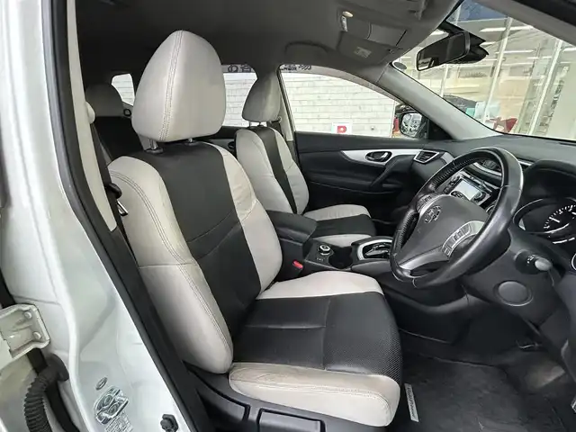 日産 エクストレイル モード・プレミア 群馬県 2016(平28)年 10.9万km ブリリアントホワイトパール (株)IDOMが運営する【じしゃロン伊勢崎店】の自社ローン専用車両になりますこちらは現金またはオートローンご利用時の価格です。自社ローンご希望の方は別途その旨お申付け下さい/純正SDナビゲーション/アラウンドビューモニター/CD/DVD/BT/USB/AUX/DTV/前席シートヒーター/クルーズコントロール/アイドリングストップ/LEDヘッドライト/ステアリングリモコン/オートライト/ETC/ルーフレール/ドアバイザー/純正フロアマット