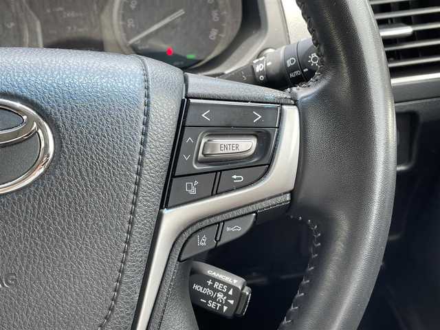 トヨタ ランドクルーザー プラド TX-L 70thアニバーサリーLTD 岡山県 2021(令3)年 4.8万km ホワイトパールクリスタルシャイン 登録時走行距離47.823km/純正ナビ/(AM/FM/DVD/TV/Bluetooth)/サンルーフ/トヨタセーフティセンス/・プリクラッシュセーフティ/・アダプティブクルーズコントロール/・レーンディパーチャーアラート/・オートマチックハイビーム/全方位カメラ/ブラインドスポットモニター/ビルトインETC2.0/前後ドライブレコーダー/スペアキー×1/パワーシート(D+N席)/エアシート(D+N席)/純正18インチアルミホイール/プッシュスタート/スマートキー