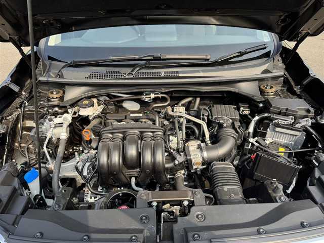 ホンダ ＷＲ－Ｖ Z 三重県 2025(令7)年 0.1万km未満 ゴールドブラウンM 登録未使用車/ホンダセンシング /・衝突軽減ブレーキ/・誤発進抑制機能/・後方誤発進抑制機能/・近距離衝突軽減ブレーキ/・歩行者事故低減ステアリング/・路外逸脱抑制機能/・アダプティブクルーズコントロール/・車線維持支援システム/・先行車発進お知らせ機能/・標識認識機能/・オートハイビーム/・パーキングセンサーシステム/ナビ装着用スペシャルパッケージ/・ステアリングスイッチ/　(オーディオ/ナビ/ハンズフリー/音声認識)/・リアワイドカメラ/・車載通信機/・Bluetoothユニット/パドルシフト/USBジャック(運転席)/充電用USBジャック(助手席)/純正17インチ5本マルチスポークアルミホイール/フルLEDヘッドランプ/・オートライト/LEDフロントフォグランプ/プッシュエンジンスタート/スマートキー×2
