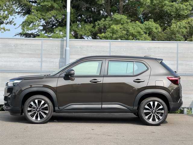 ホンダ ＷＲ－Ｖ Z 三重県 2025(令7)年 0.1万km未満 ゴールドブラウンM 登録未使用車/ホンダセンシング /・衝突軽減ブレーキ/・誤発進抑制機能/・後方誤発進抑制機能/・近距離衝突軽減ブレーキ/・歩行者事故低減ステアリング/・路外逸脱抑制機能/・アダプティブクルーズコントロール/・車線維持支援システム/・先行車発進お知らせ機能/・標識認識機能/・オートハイビーム/・パーキングセンサーシステム/ナビ装着用スペシャルパッケージ/・ステアリングスイッチ/　(オーディオ/ナビ/ハンズフリー/音声認識)/・リアワイドカメラ/・車載通信機/・Bluetoothユニット/パドルシフト/USBジャック(運転席)/充電用USBジャック(助手席)/純正17インチ5本マルチスポークアルミホイール/フルLEDヘッドランプ/・オートライト/LEDフロントフォグランプ/プッシュエンジンスタート/スマートキー×2