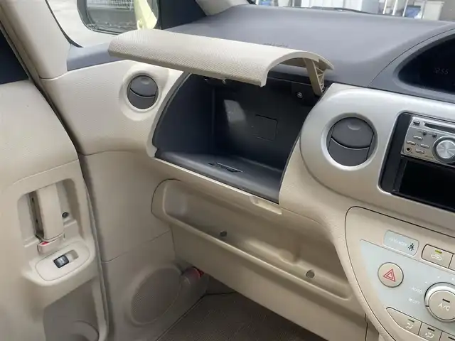 トヨタ ポルテ 150r 静岡県 2006(平18)年 7.5万km ライトイエロー 左側パワースライドドア　/社外CDオーディオ　/革巻きステアリング　/電動格納ドアミラー　/フロアマット　/ドアバイザー　/フォグランプ　/リモコンキー  /スペアキー /保証書　/取説