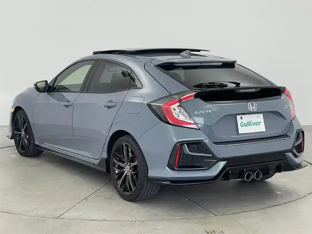 ホンダ シビック ハッチバック 愛知県 2020(令2)年 4.3万km ソニックグレーパール サンルーフ/ホンダセンシング/純正7インチナビ/・フルセグTV/・Bluetooth/・CD/DVD/レーダークルーズコントロール/黒革シート/パワーシート（D/N）/ステアリングリモコン/革巻きステアリング/パドルシフト/前席シートヒーター/ETC2.0/LEDライト/電動パーキングシステム/ブレーキホールド/純正AW