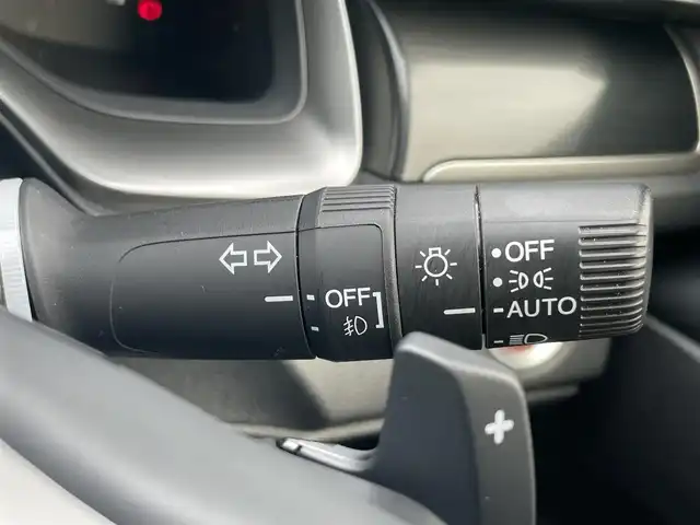 ホンダ シビック ハッチバック 愛知県 2020(令2)年 4.3万km ソニックグレーパール サンルーフ/ホンダセンシング/純正7インチナビ/・フルセグTV/・Bluetooth/・CD/DVD/レーダークルーズコントロール/黒革シート/パワーシート（D/N）/ステアリングリモコン/革巻きステアリング/パドルシフト/前席シートヒーター/ETC2.0/LEDライト/電動パーキングシステム/ブレーキホールド/純正AW