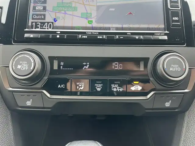 ホンダ シビック ハッチバック 愛知県 2020(令2)年 4.3万km ソニックグレーパール サンルーフ/ホンダセンシング/純正7インチナビ/・フルセグTV/・Bluetooth/・CD/DVD/レーダークルーズコントロール/黒革シート/パワーシート（D/N）/ステアリングリモコン/革巻きステアリング/パドルシフト/前席シートヒーター/ETC2.0/LEDライト/電動パーキングシステム/ブレーキホールド/純正AW