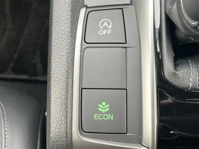 ホンダ シビック ハッチバック 愛知県 2020(令2)年 4.3万km ソニックグレーパール サンルーフ/ホンダセンシング/純正7インチナビ/・フルセグTV/・Bluetooth/・CD/DVD/レーダークルーズコントロール/黒革シート/パワーシート（D/N）/ステアリングリモコン/革巻きステアリング/パドルシフト/前席シートヒーター/ETC2.0/LEDライト/電動パーキングシステム/ブレーキホールド/純正AW