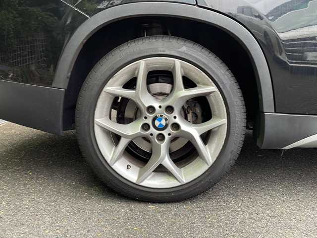 ＢＭＷ Ｘ１ xDrive 20d Xライン 京都府 2014(平26)年 5.3万km 黒 純正ナビ/FM/AM/CD/DVD/BT/TV/コーナーセンサー/横滑り防止/アイドリングストップ/ヒルディセントコントロール/オートライト/オートワイパー/フロアマット/ルーフレール/ハーフレザーシート