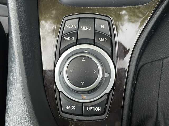 ＢＭＷ Ｘ１ xDrive 20d Xライン 京都府 2014(平26)年 5.3万km 黒 純正ナビ/FM/AM/CD/DVD/BT/TV/コーナーセンサー/横滑り防止/アイドリングストップ/ヒルディセントコントロール/オートライト/オートワイパー/フロアマット/ルーフレール/ハーフレザーシート