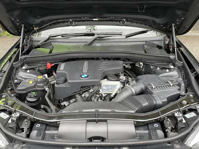 ＢＭＷ Ｘ１ xDrive 20d Xライン 京都府 2014(平26)年 5.3万km 黒 純正ナビ/FM/AM/CD/DVD/BT/TV/コーナーセンサー/横滑り防止/アイドリングストップ/ヒルディセントコントロール/オートライト/オートワイパー/フロアマット/ルーフレール/ハーフレザーシート