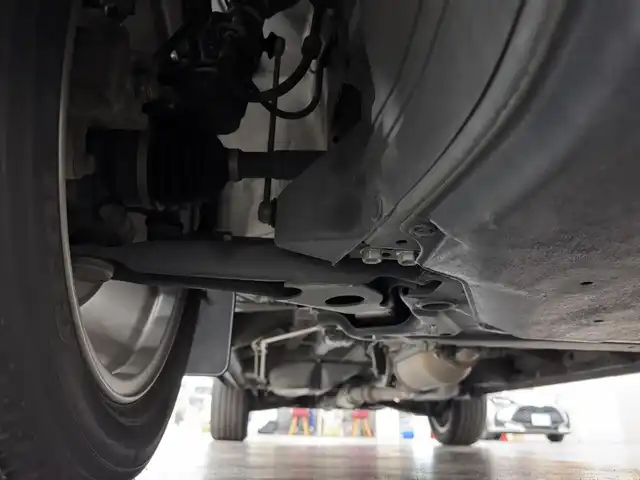 三菱 デリカＤ：５ G 三重県 2020(令2)年 3.8万km アイガーグレーM/ダイヤモンドブラックマイカ ディーゼル・ターボ/フルタイム4WD/MTモード付インパネ8AT/純正 10.1インチナビ『ROAD EXPLORER MM』 QY-9000M-C/（FM/AM/CD/DVD/TV/SD/Music Catcher/USB/iPod/Bluetooth/HDMI/AUX）/純正 10.1インチ 後席モニター/【OP】マルチアラウンドモニター/両側オートスライドドア/ビルトインETC/e-Assist/・衝突被害軽減ブレーキシステム［FCM］/・車線逸脱警報システム［LDW］/・レーダークルーズコントロールシステム［ACC］/・オートハイビーム［AHB］/・誤発進抑制機能（前進時）/など/装備/・キャプテンシート（7人乗り）/・左右独立オートエアコン/・後席クーラー＆ヒーター/・AC100V電源コンセント（100W）/・オートライト/・LED ヘッドランプ＋フロントフォグランプ/・パドルシフト/・電動パーキングブレーキ＆ブレーキオートホールド機能/・モード切替4WD/・純正18inAW/・プッシュスタート/・保/取/ナビ取/・スマートキーx2/など