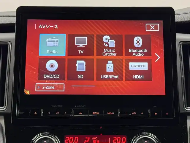 三菱 デリカＤ：５ G 三重県 2020(令2)年 3.8万km アイガーグレーM/ダイヤモンドブラックマイカ ディーゼル・ターボ/フルタイム4WD/MTモード付インパネ8AT/純正 10.1インチナビ『ROAD EXPLORER MM』 QY-9000M-C/（FM/AM/CD/DVD/TV/SD/Music Catcher/USB/iPod/Bluetooth/HDMI/AUX）/純正 10.1インチ 後席モニター/【OP】マルチアラウンドモニター/両側オートスライドドア/ビルトインETC/e-Assist/・衝突被害軽減ブレーキシステム［FCM］/・車線逸脱警報システム［LDW］/・レーダークルーズコントロールシステム［ACC］/・オートハイビーム［AHB］/・誤発進抑制機能（前進時）/など/装備/・キャプテンシート（7人乗り）/・左右独立オートエアコン/・後席クーラー＆ヒーター/・AC100V電源コンセント（100W）/・オートライト/・LED ヘッドランプ＋フロントフォグランプ/・パドルシフト/・電動パーキングブレーキ＆ブレーキオートホールド機能/・モード切替4WD/・純正18inAW/・プッシュスタート/・保/取/ナビ取/・スマートキーx2/など