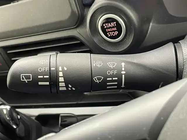 日産 デイズ ハイウェイスターX 茨城県 2021(令3)年 6.4万km ブラック インテリジェントミラー（全方位）/衝突被害軽減ブレーキ/カーテンエアバッグ/W+サイドエアバッグ/レーンキープアシスト/横滑り防止機能/純正リアスポイラー/純正フロアマット/純正アルミホイール/ドアバイザー/パーキングアシスト/前後コーナーセンサー/USB端子入力×1/LEDヘッドライト/オートライト/オートマチックハイビーム/アイドリングストップ/ACC/ABS/パワーステアリング/パワーウィンドウ/スマートキー/スタートエンジンボタン