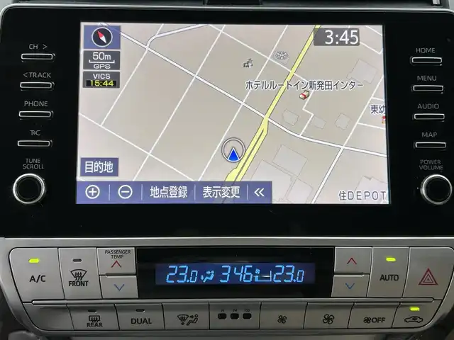 トヨタ ランドクルーザー プラド TX Lパッケージ 新潟県 2022(令4)年 2.3万km ホワイトパールクリスタルシャイン ワンオーナー/衝突軽減/純正ナビ/(AM/FM/BT/フルセグ)/全方位カメラ/社外前後ドライブレコーダー/クルーズコントロール/BSM/ETC2.0/コーナーセンサー/ベージュ革シート/シートヒーター/エアーシート/パワーシート/MTモード付きAT/革巻きウッドコンビステアリング/ステアリングスイッチ/AUTOハイビーム/AUTOライト/LEDヘッドライト/フォグランプ/横滑り防止/プッシュスタート/スマートキー