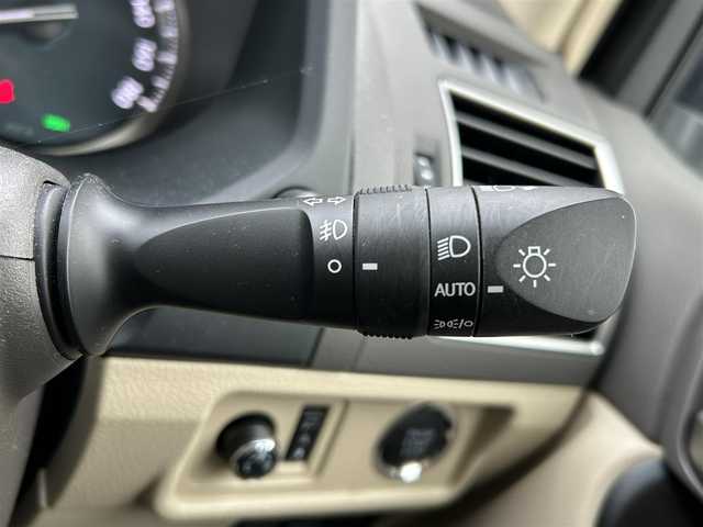 トヨタ ランドクルーザー プラド TX Lパッケージ 新潟県 2022(令4)年 2.3万km ホワイトパールクリスタルシャイン ワンオーナー/衝突軽減/純正ナビ/(AM/FM/BT/フルセグ)/全方位カメラ/社外前後ドライブレコーダー/クルーズコントロール/BSM/ETC2.0/コーナーセンサー/ベージュ革シート/シートヒーター/エアーシート/パワーシート/MTモード付きAT/革巻きウッドコンビステアリング/ステアリングスイッチ/AUTOハイビーム/AUTOライト/LEDヘッドライト/フォグランプ/横滑り防止/プッシュスタート/スマートキー