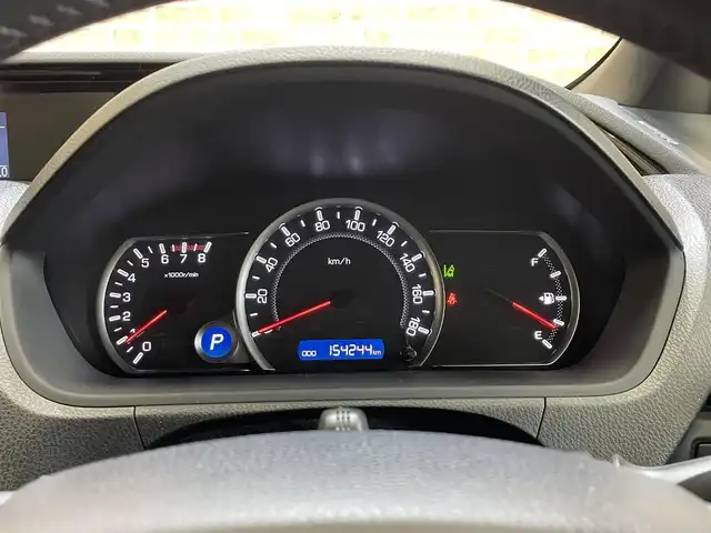 トヨタ ノア Si ダブルバイビー 岩手県 2016(平28)年 15.5万km ホワイトパールクリスタルシャイン ４WD/寒冷地仕様/両側パワースライドドア/トヨタセーフティセンスC/プリクラッシュセーフティ/レーンディパーチャーアラート/オートマチックハイビーム/先行車発進告知/クルーズコントロール/横滑り防止装置/アイドリングストップ/MTモード付AT/リアオートエアコン/リアサンシェード/純正ナビ/フルセグTV/バックカメラ/ETC/LEDヘッドランプ/フォグランプ/純正16インチアルミホイール