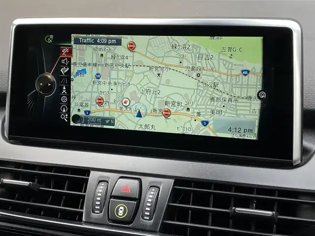 ＢＭＷ ２１８ｄ アクティブツアラー 福岡県 2017(平29)年 4.4万km プラチナシルバー インテリジェントセーフティ　/ナビ　/バックカメラ/前後ＰＤＣ　/パーキングアシスト　/コンフォートアクセス　/パワーテールゲート　/アンビエントライト　/ＥＴＣ　/純正１６インチＡＷ