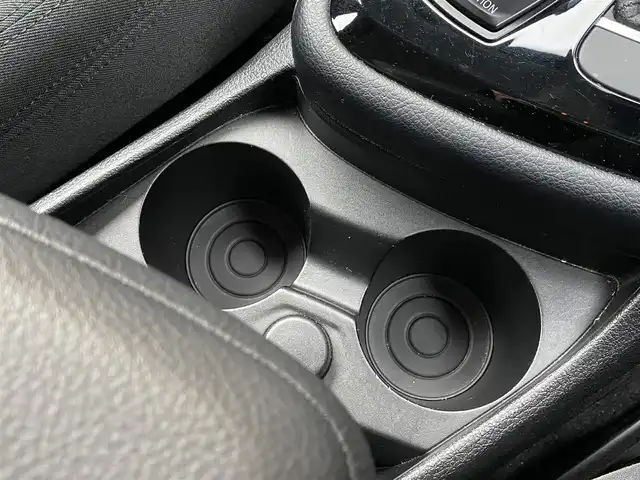 ＢＭＷ ２１８ｄ アクティブツアラー 福岡県 2017(平29)年 4.4万km プラチナシルバー インテリジェントセーフティ　/ナビ　/バックカメラ/前後ＰＤＣ　/パーキングアシスト　/コンフォートアクセス　/パワーテールゲート　/アンビエントライト　/ＥＴＣ　/純正１６インチＡＷ